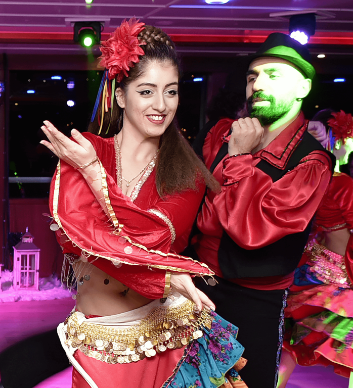 EXCLUSIVE DINNER AND SHOW ON BOARD CRUISE ALONG THE BOSPHORUS